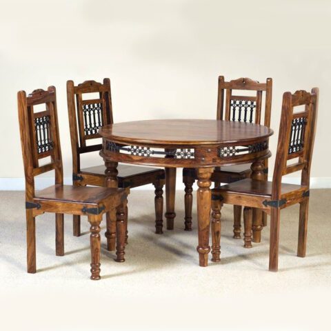 4 seater round dining table